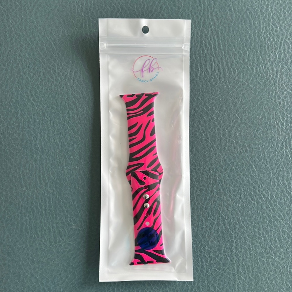 Fuschia Leopard Apple Watch Band